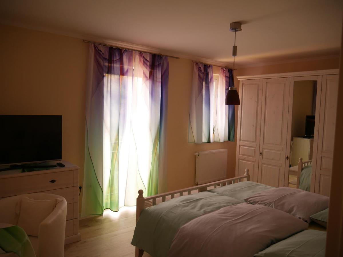 Ferienzimmer Weltenbummler,Rheinsberg Extérieur photo